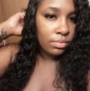 Meet your Posher, Kaylyn